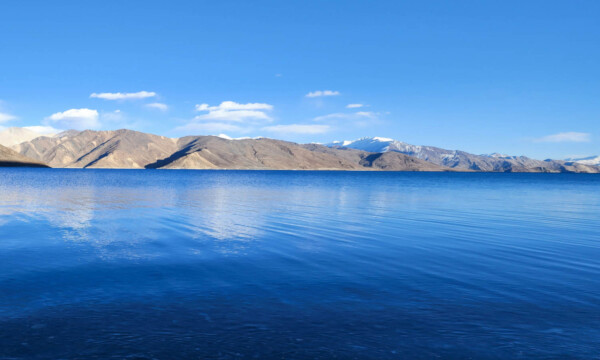 Pangong Lake Ladakh – Best Time to Visit & Travel Guide